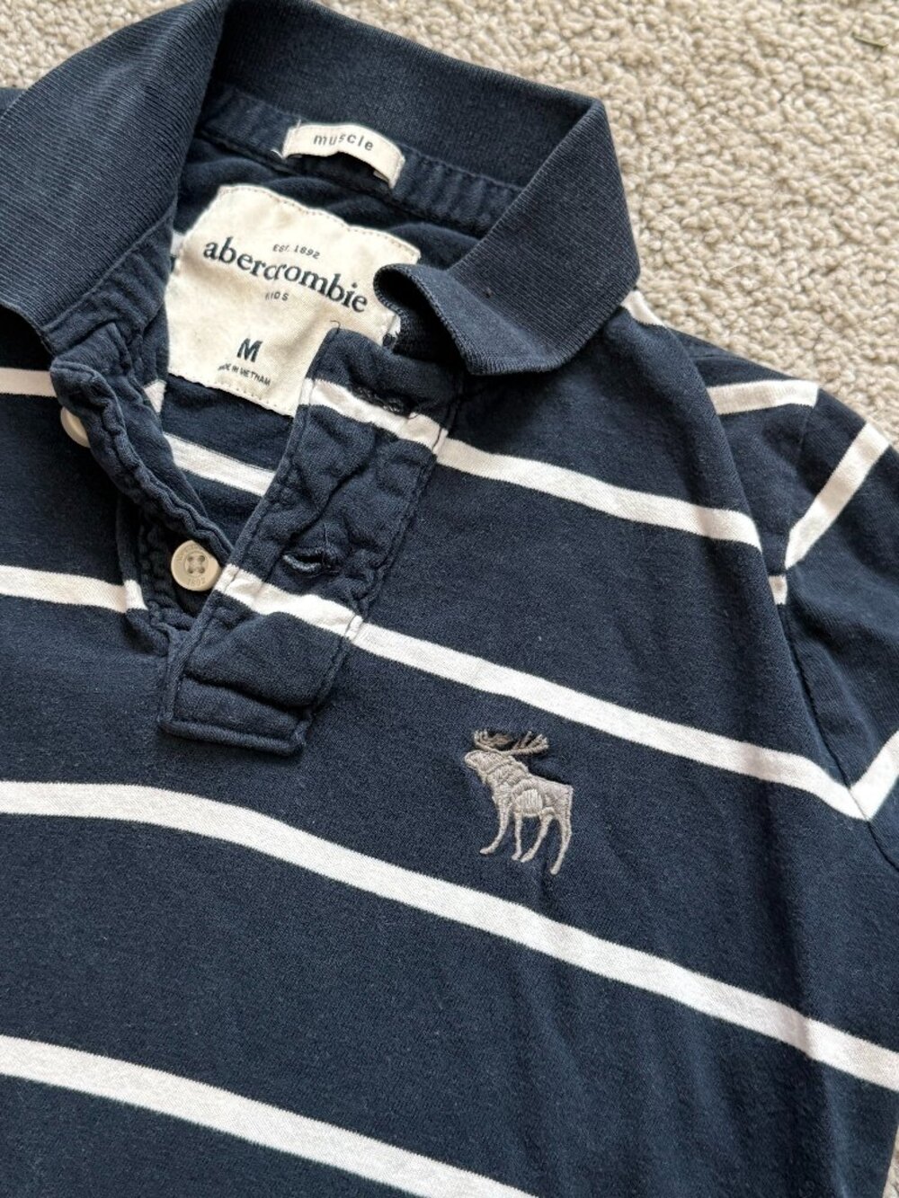 Abercrombie Kids Boys M Navy White Striped Muscle Polo Y2K Preppy Moose 00s 4373